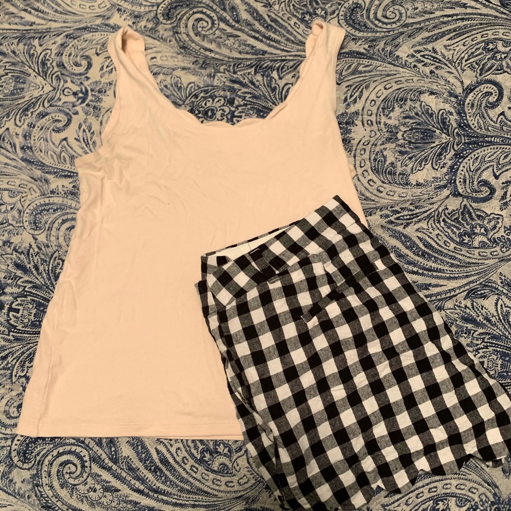 J crew scalloped linen shorts buffalo check